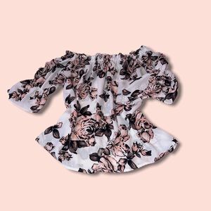 Pretty floral blouse off shoulder